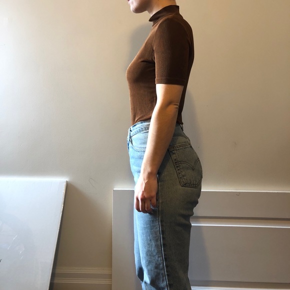 Stretchy brown mock neck top - Picture 2 of 4